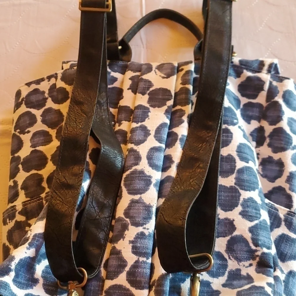 Rebekah Scott Designs Blue Leopard Petal Inside Lining Fabric Sz M/L‎ Backpack